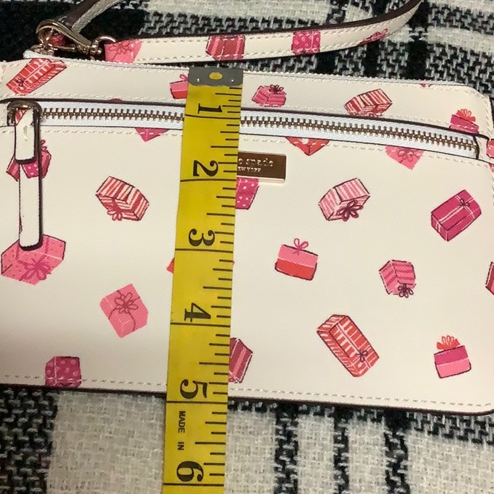 Kate Spade pink gift printed tinie wristlet wallet - Picture 9 of 9